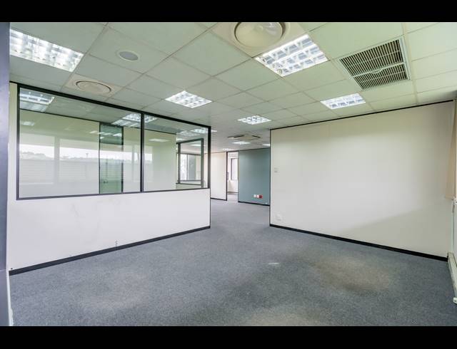 214M² OFFICE TO LET IN WESTVILLE